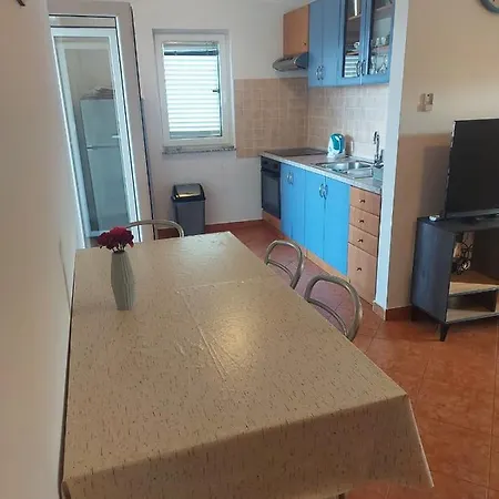 شقة Ciklic Dobropoljana