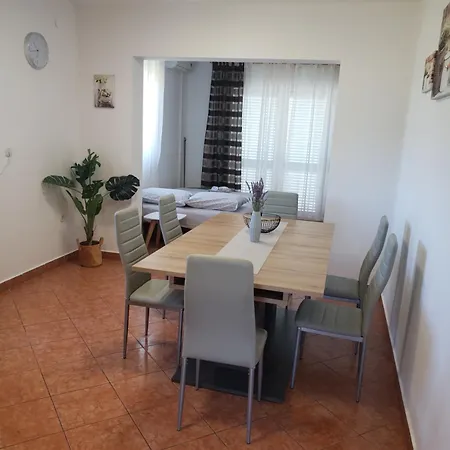 شقة Ciklic Dobropoljana