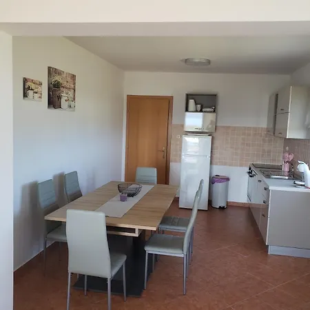Apartment Ciklic Dobropoljana