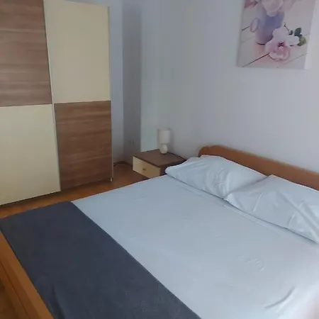 Ciklic Apartment *