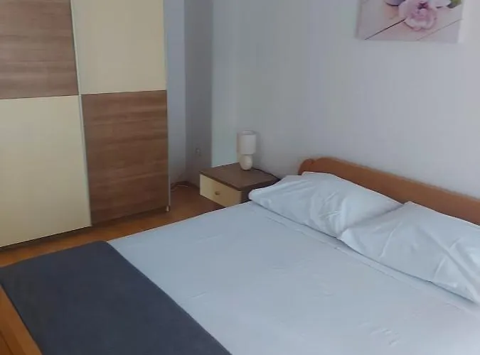 Ciklic 公寓 *